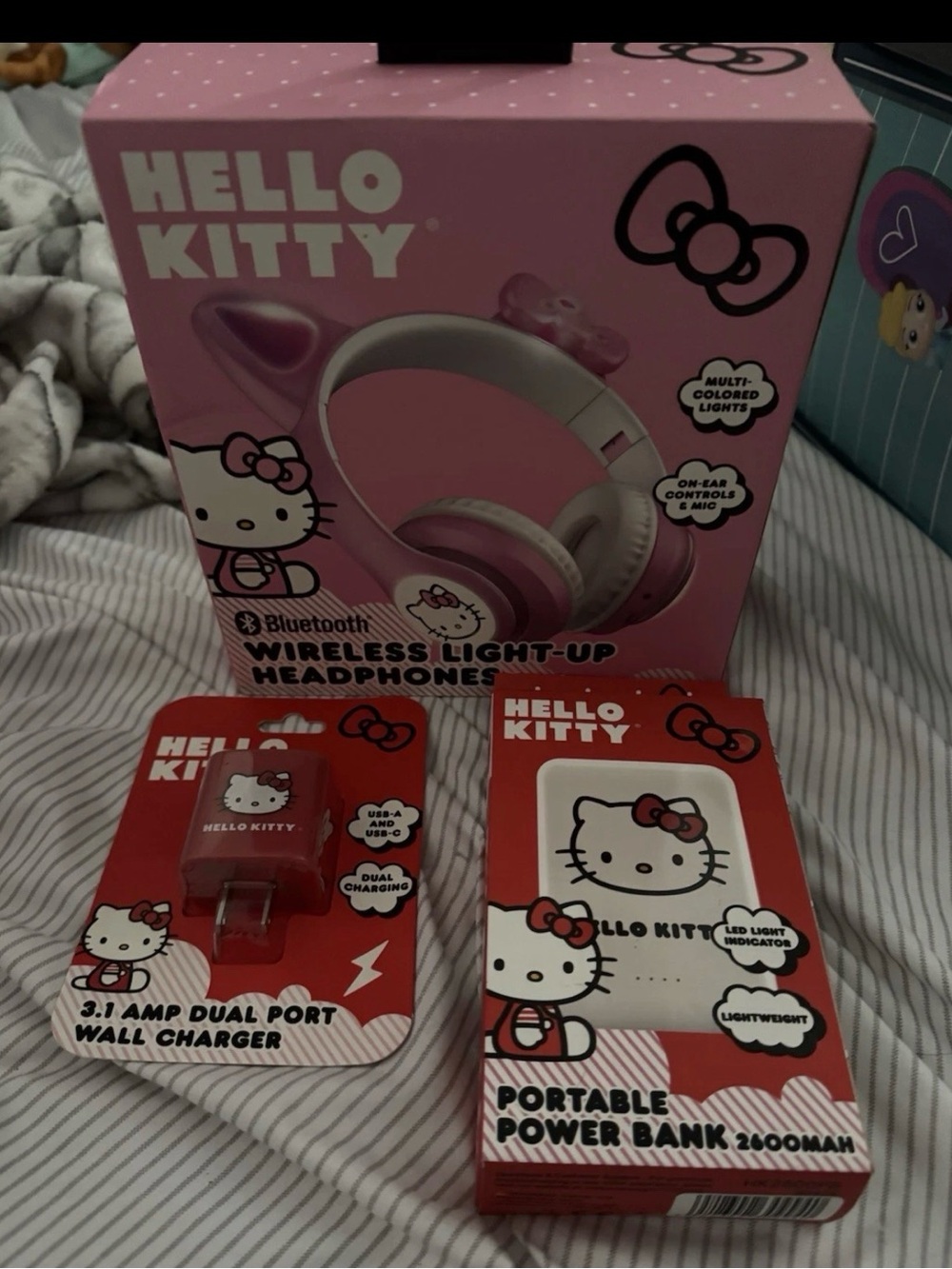 Hello Kitty Pink Wireless Light-Up Headphones, wall charger & power bank